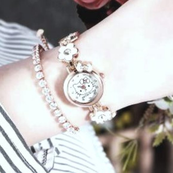 Hello Kitty Quartz Watch White Flower Chain - Picture 3 of 7